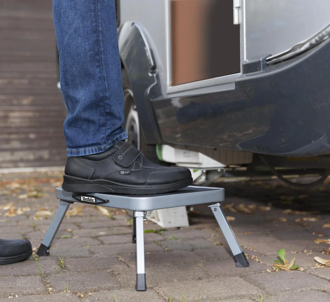 Faltbarer einstufiger Tritthocker für Haushalt und Garten - Image 8