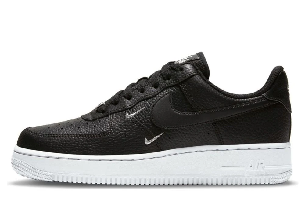 Nike Nike Wmns Air Force 1 07 Essential - Image 3