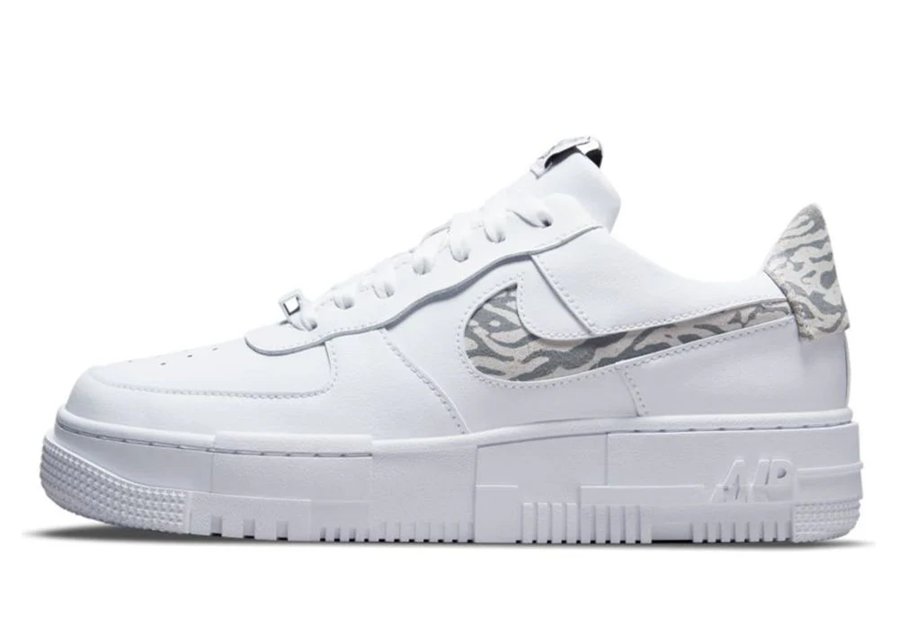 Nike Nike Wmns Air Force 1 Pixel SE - Image 2