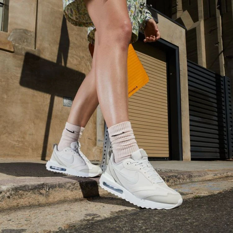 Nike Nike Wmns Air Max Dawn - Image 23