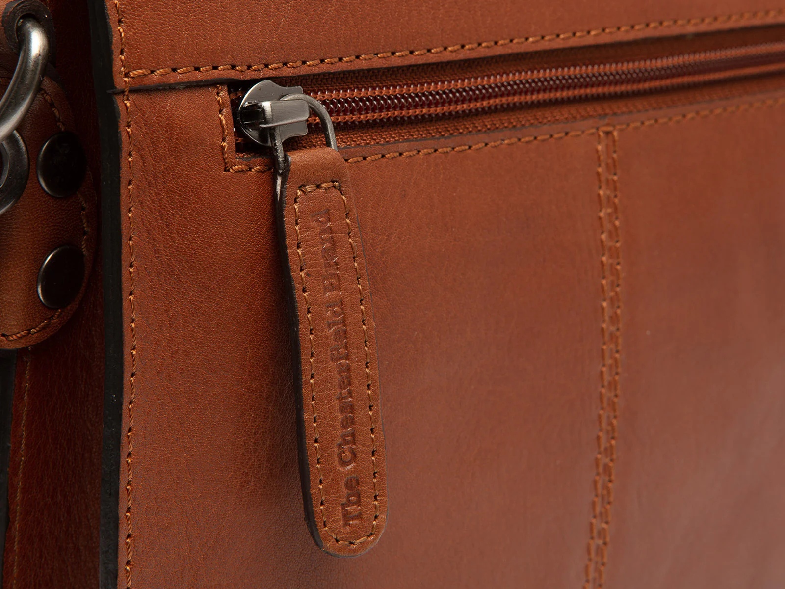 The Chesterfield Brand C48.1231 Palermo Crossbody Leder 31 cognac - Image 3