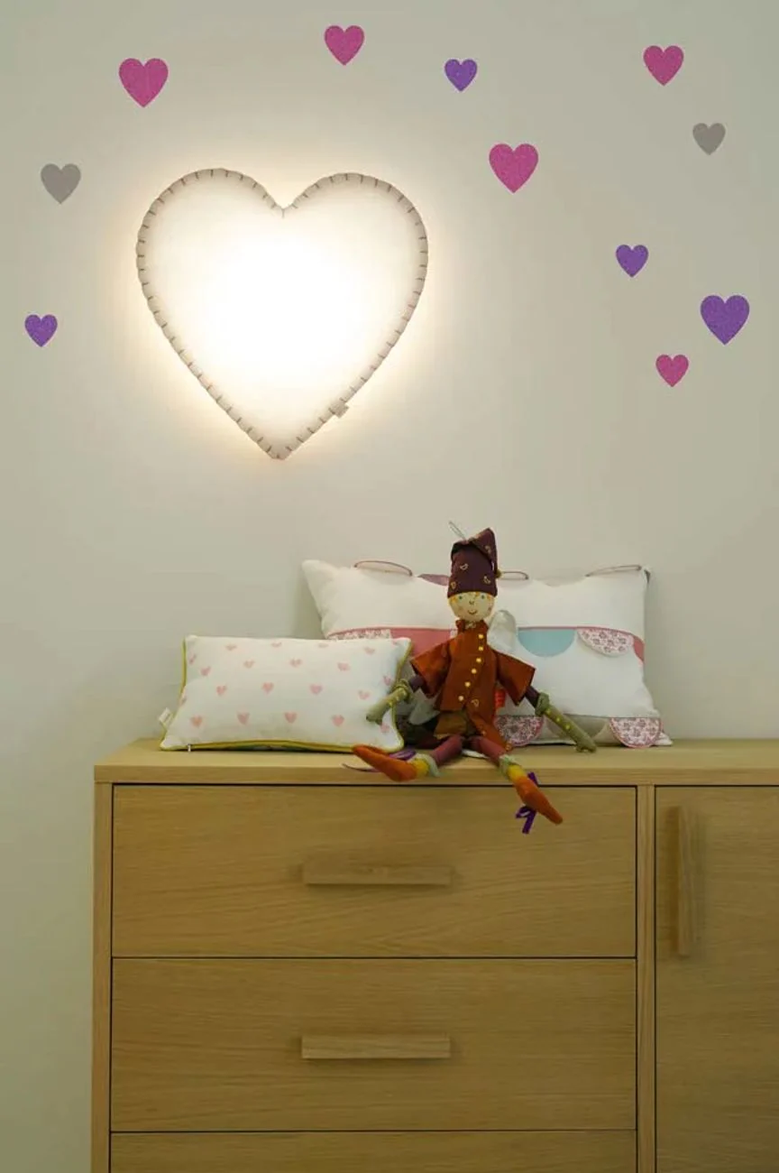 Wandsticker Herzen Set in Lila & Pink für Kinderzimmer - Image 2