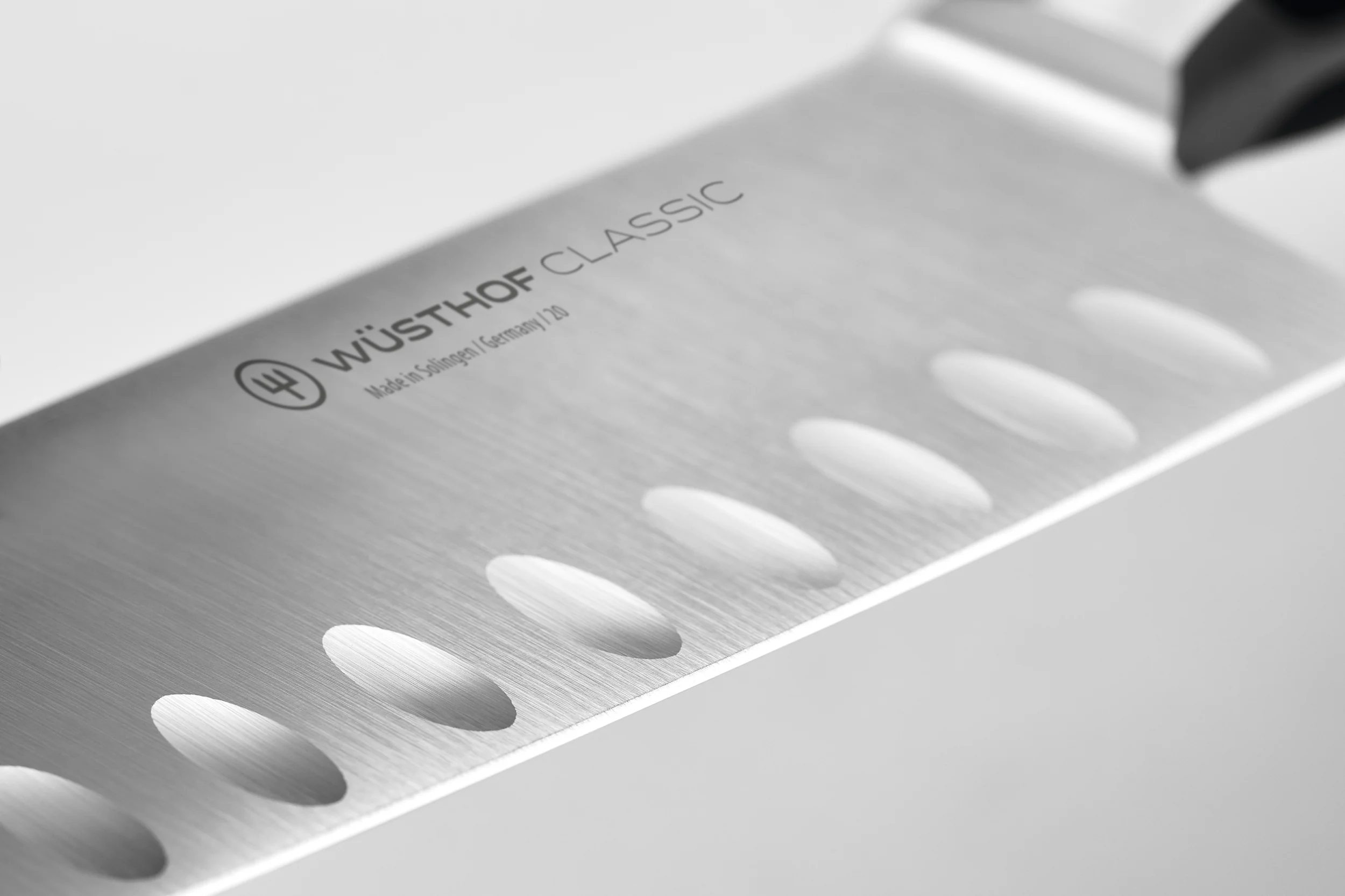 Wüsthof Classic Santoku 17 cm | mit Kullenschliff - Image 2